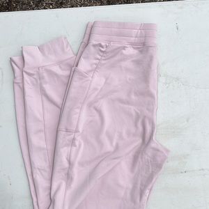 Fabletics On The go Cold Weather Jogger size medium NWT